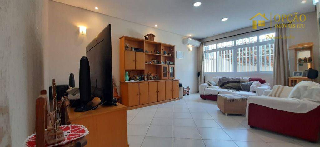 Casa à venda e aluguel com 3 quartos, 208m² - Foto 2