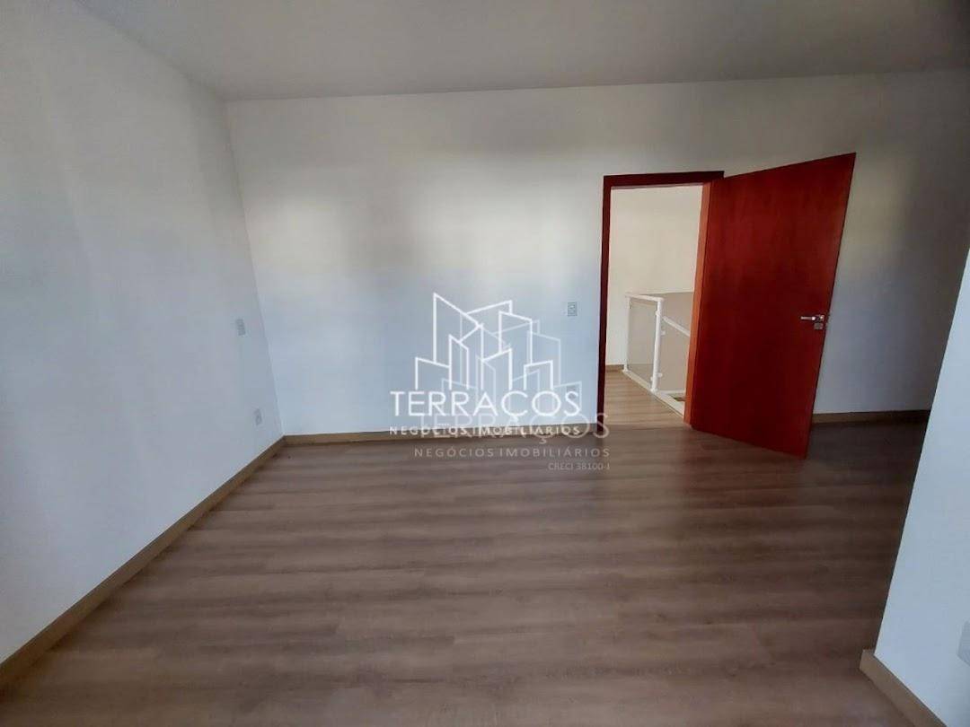 Casa de Condomínio à venda com 3 quartos, 180m² - Foto 3