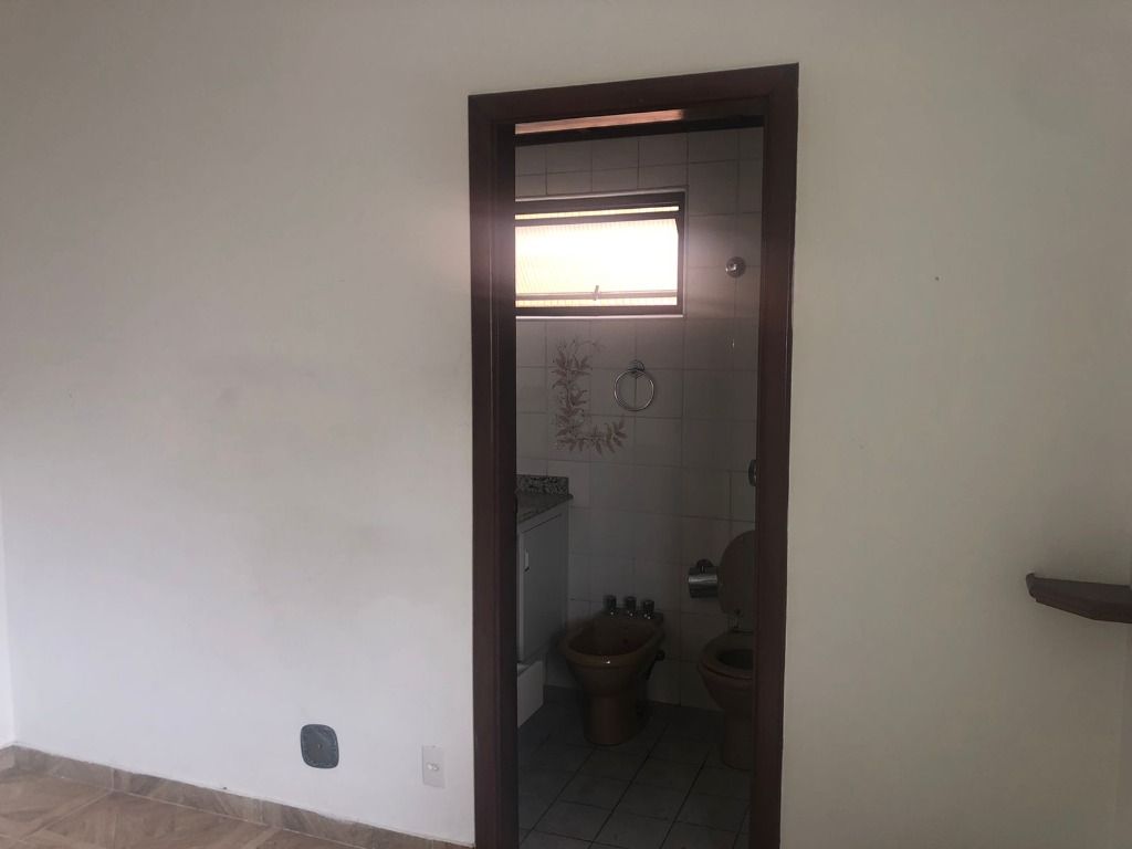 Apartamento à venda com 3 quartos, 190m² - Foto 32