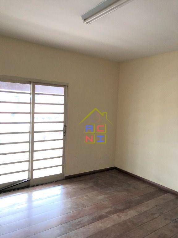 Sobrado à venda com 4 quartos, 300m² - Foto 27