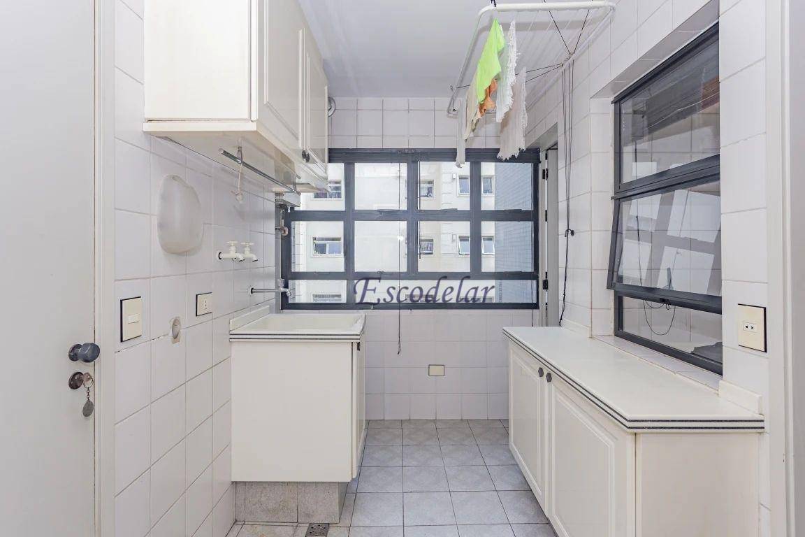 Apartamento à venda com 3 quartos, 136m² - Foto 26