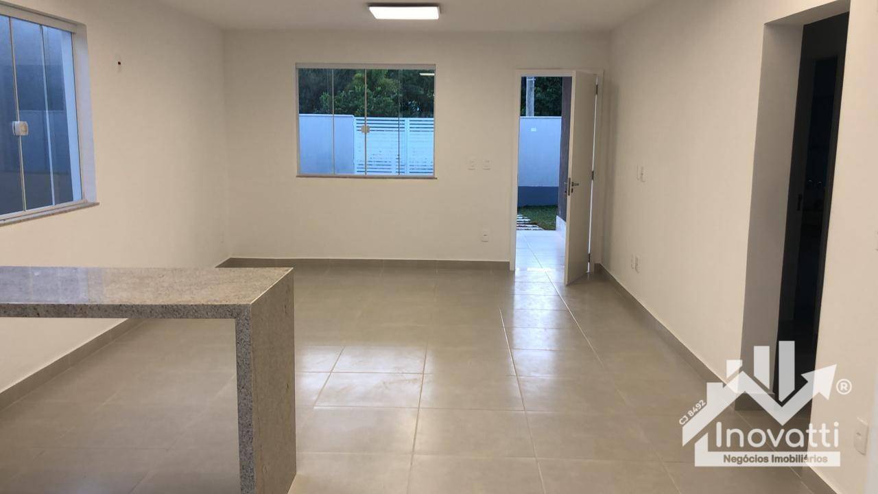 Casa à venda com 3 quartos, 128m² - Foto 9