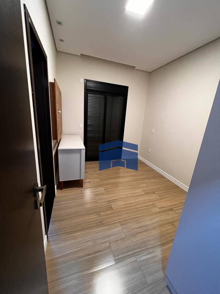 Casa de Condomínio à venda com 3 quartos, 198m² - Foto 18