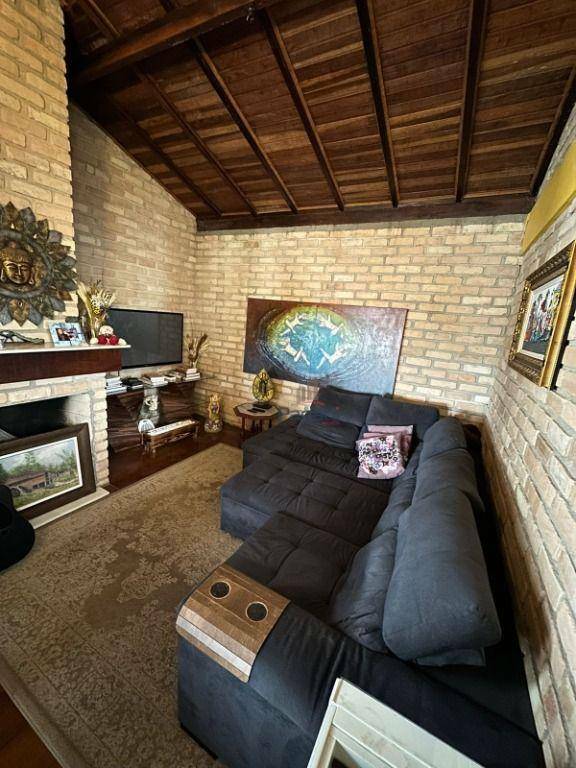 Casa à venda com 5 quartos, 380m² - Foto 6