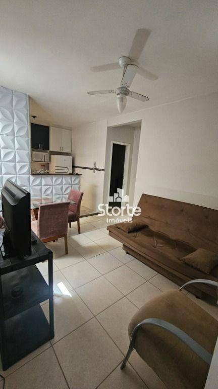 Apartamento para alugar com 2 quartos, 51m² - Foto 2