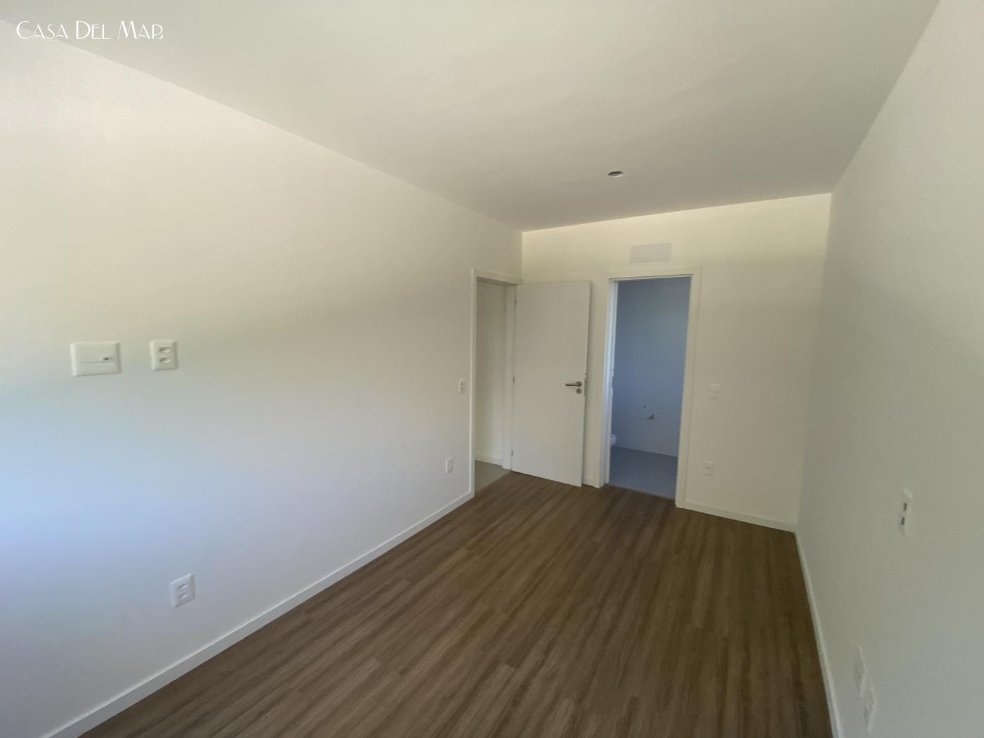 Apartamento à venda com 2 quartos, 72m² - Foto 34