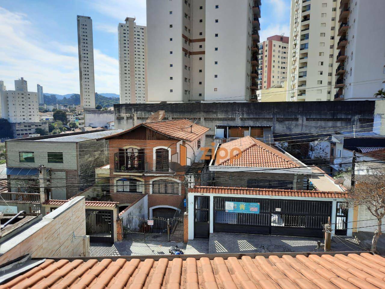 Sobrado à venda com 3 quartos, 200m² - Foto 44