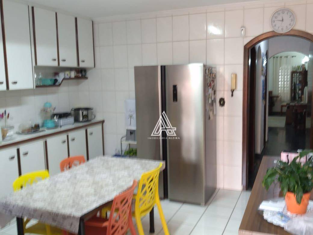 Sobrado à venda com 3 quartos, 200m² - Foto 6