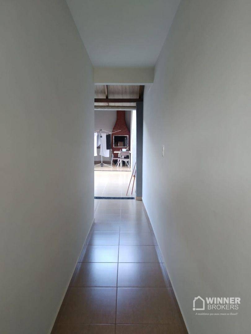 Sobrado à venda com 4 quartos, 142m² - Foto 2