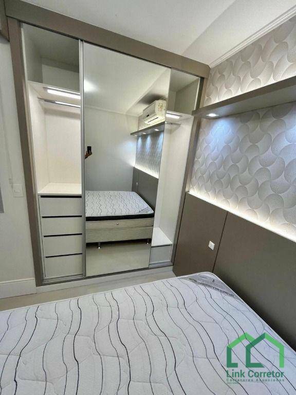 Apartamento para alugar com 2 quartos, 110m² - Foto 20