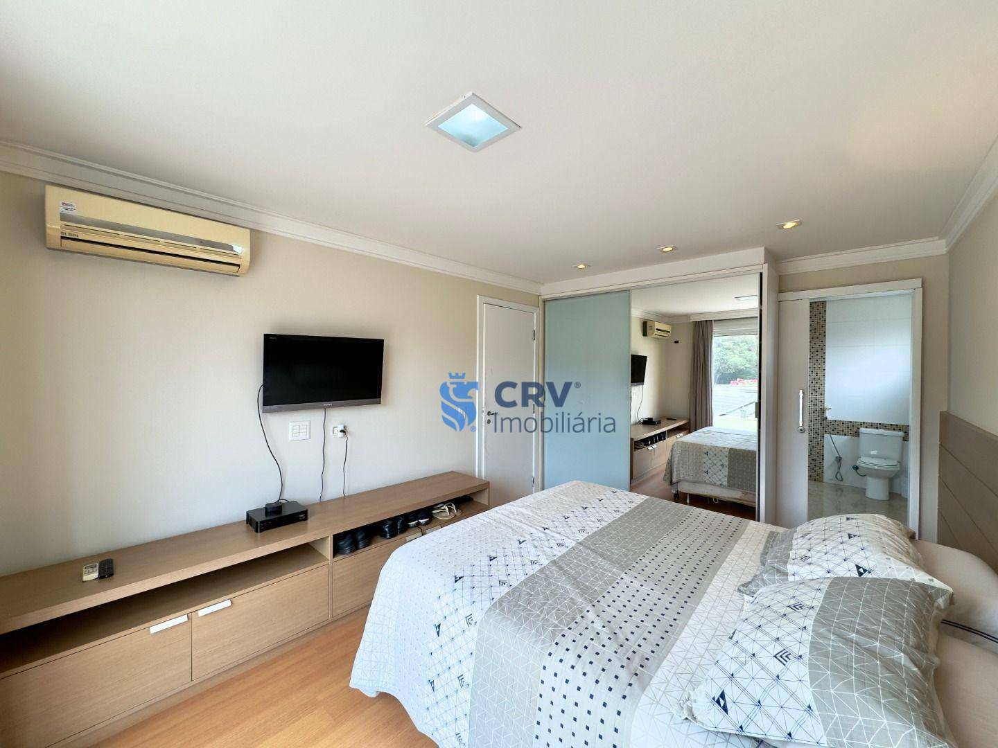 Sobrado à venda com 4 quartos, 331m² - Foto 11