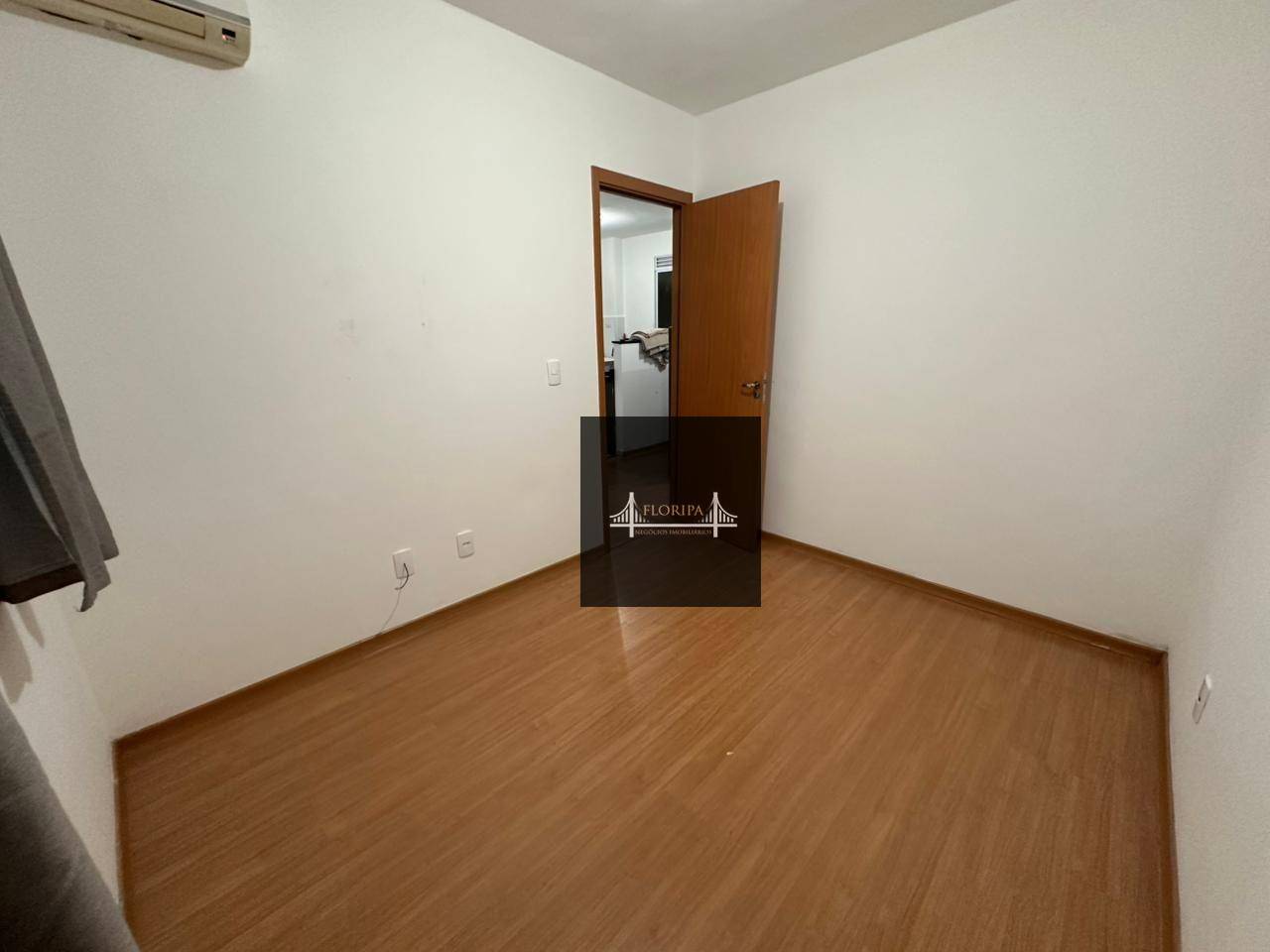 Apartamento à venda com 2 quartos, 44m² - Foto 8