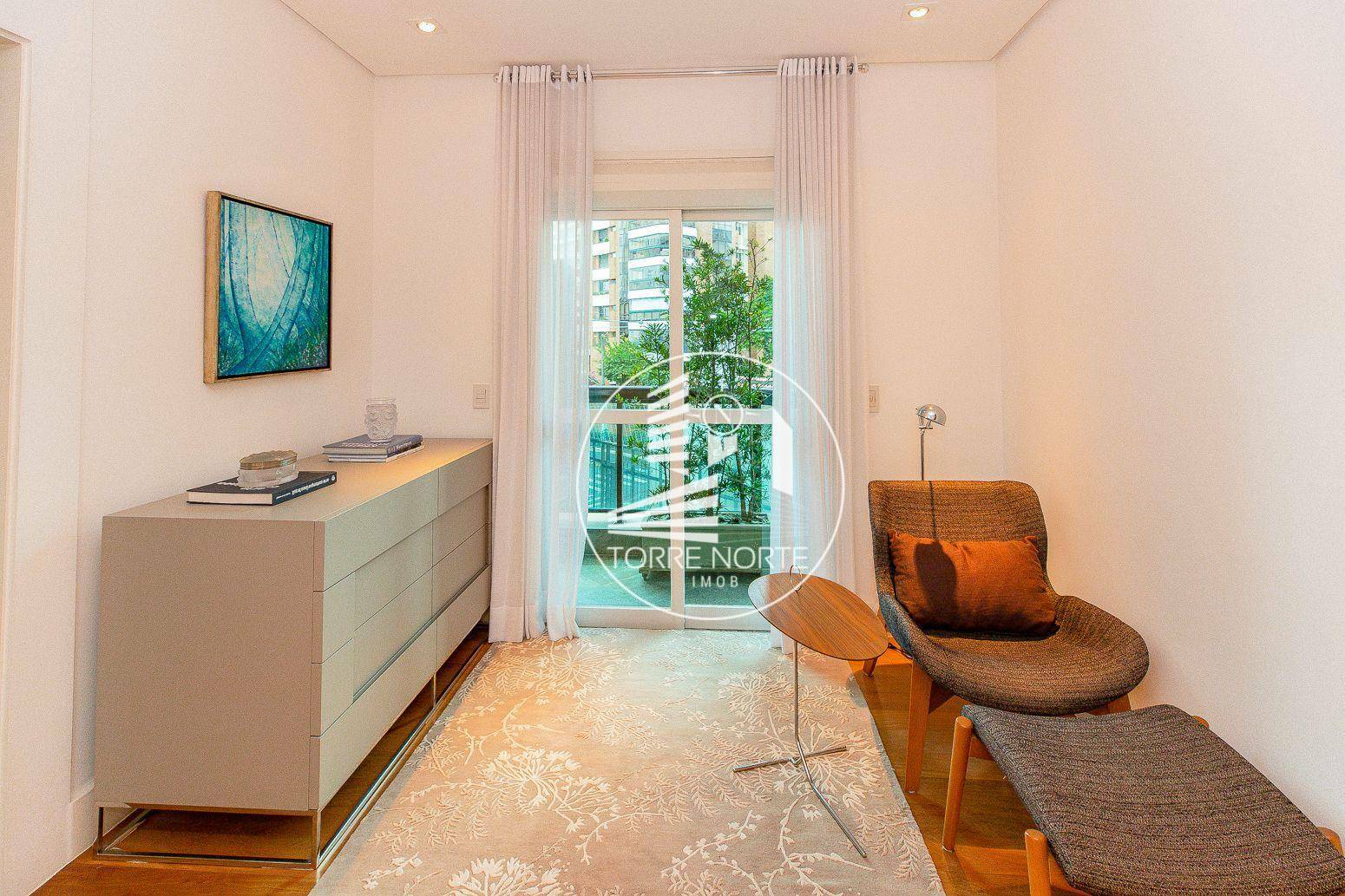 Apartamento à venda com 3 quartos, 360m² - Foto 6