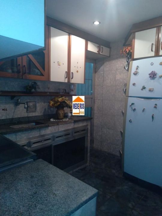 Casa para alugar com 2 quartos, 80m² - Foto 10