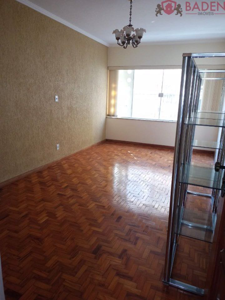 Apartamento à venda com 2 quartos, 96m² - Foto 1