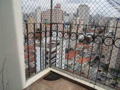 Apartamento para alugar com 3 quartos, 240m² - Foto 30