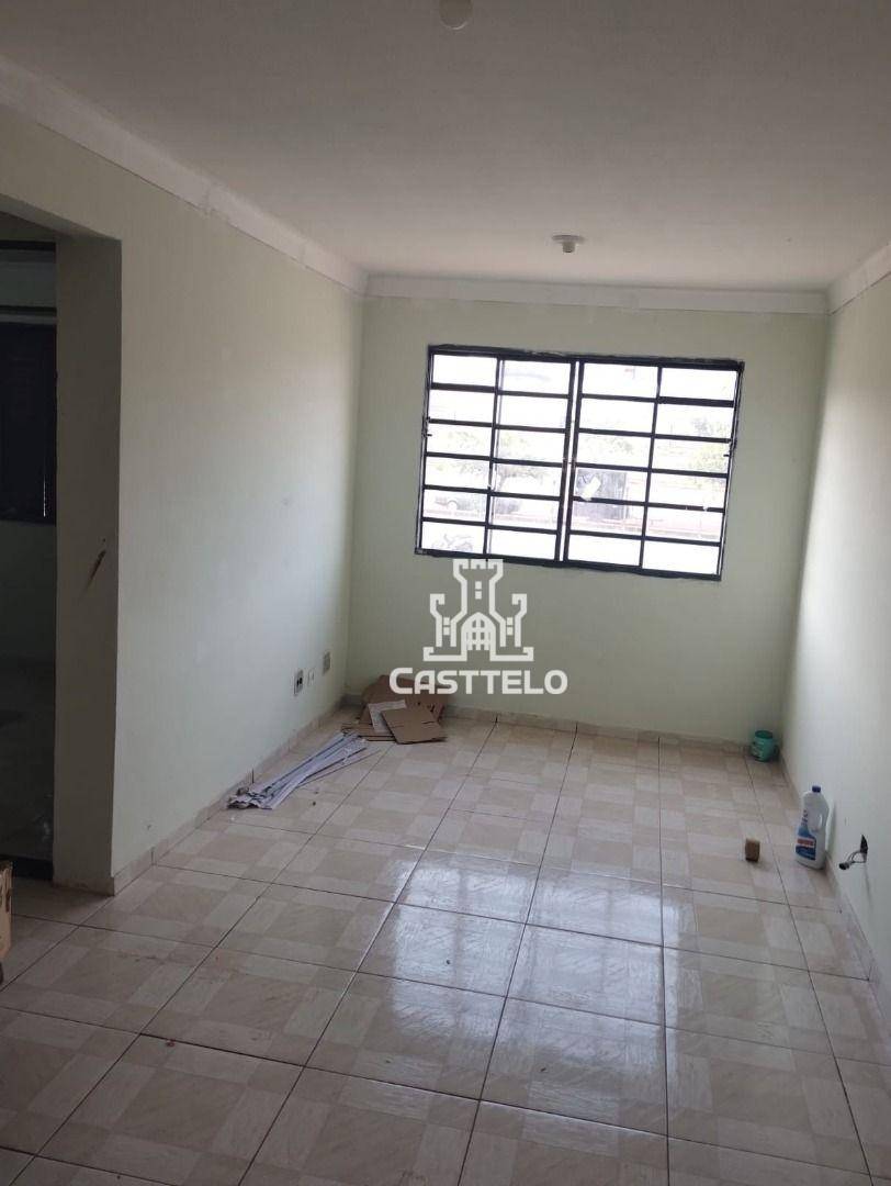 Apartamento à venda com 2 quartos, 45m² - Foto 2