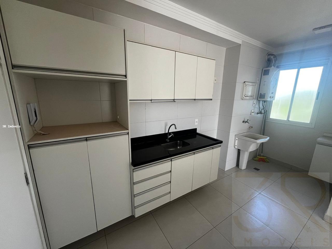 Apartamento à venda com 3 quartos, 101m² - Foto 9