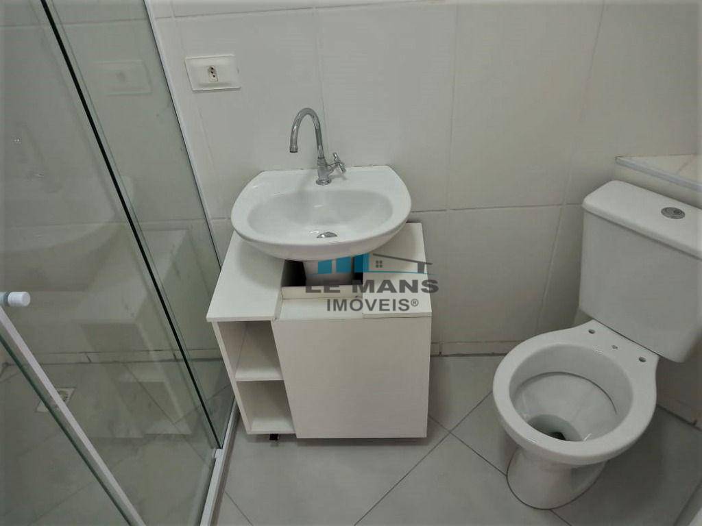 Apartamento à venda com 2 quartos, 66m² - Foto 17