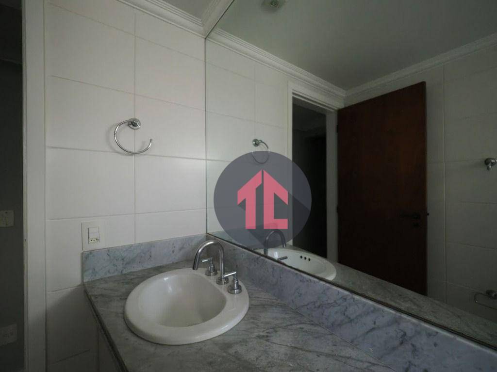 Apartamento à venda com 4 quartos, 246m² - Foto 27