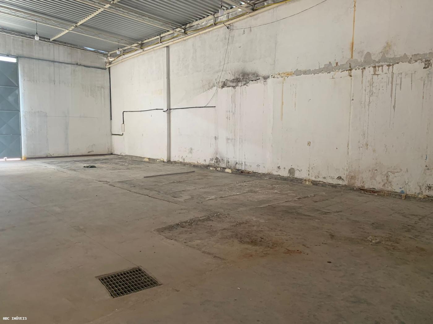 Depósito-Galpão-Armazém para alugar com 1 quarto, 300m² - Foto 11