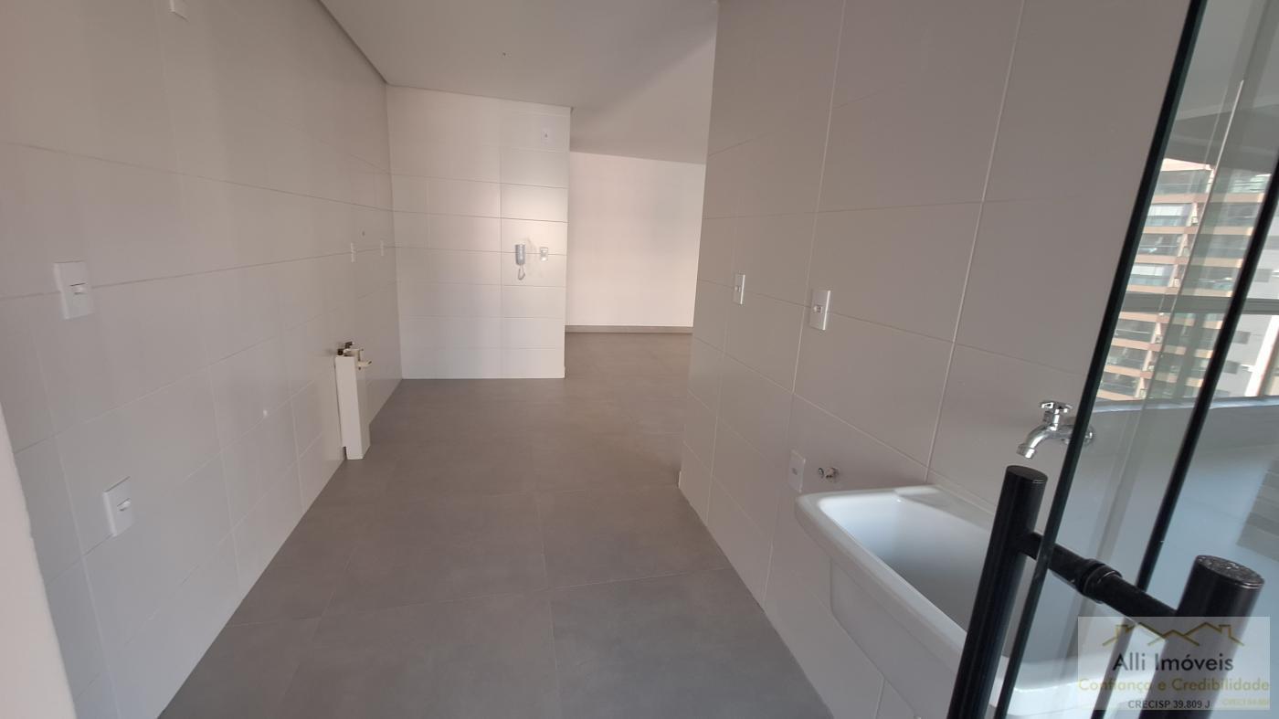 Apartamento à venda com 3 quartos, 120m² - Foto 7