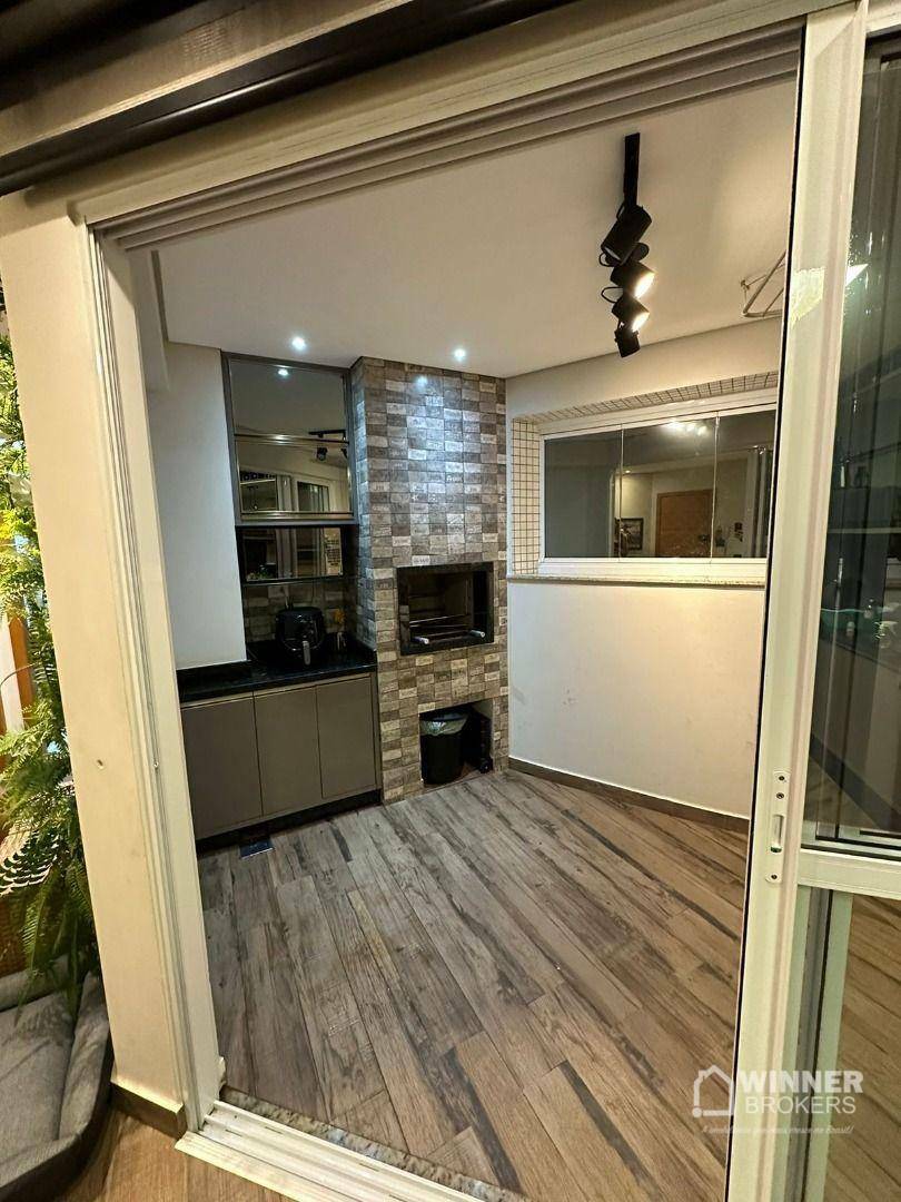 Apartamento à venda com 2 quartos, 69m² - Foto 3