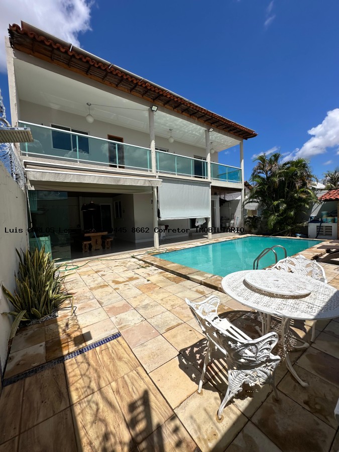 Casa à venda com 4 quartos, 278m² - Foto 1