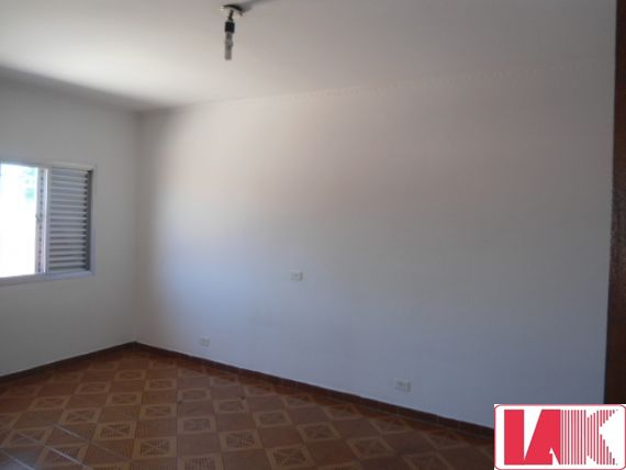 Casa para alugar com 2 quartos, 90m² - Foto 16