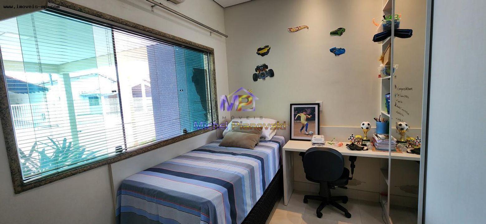 Casa de Condomínio à venda com 4 quartos, 300m² - Foto 34