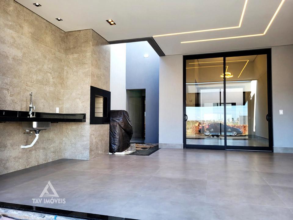 Casa à venda com 3 quartos, 150m² - Foto 1