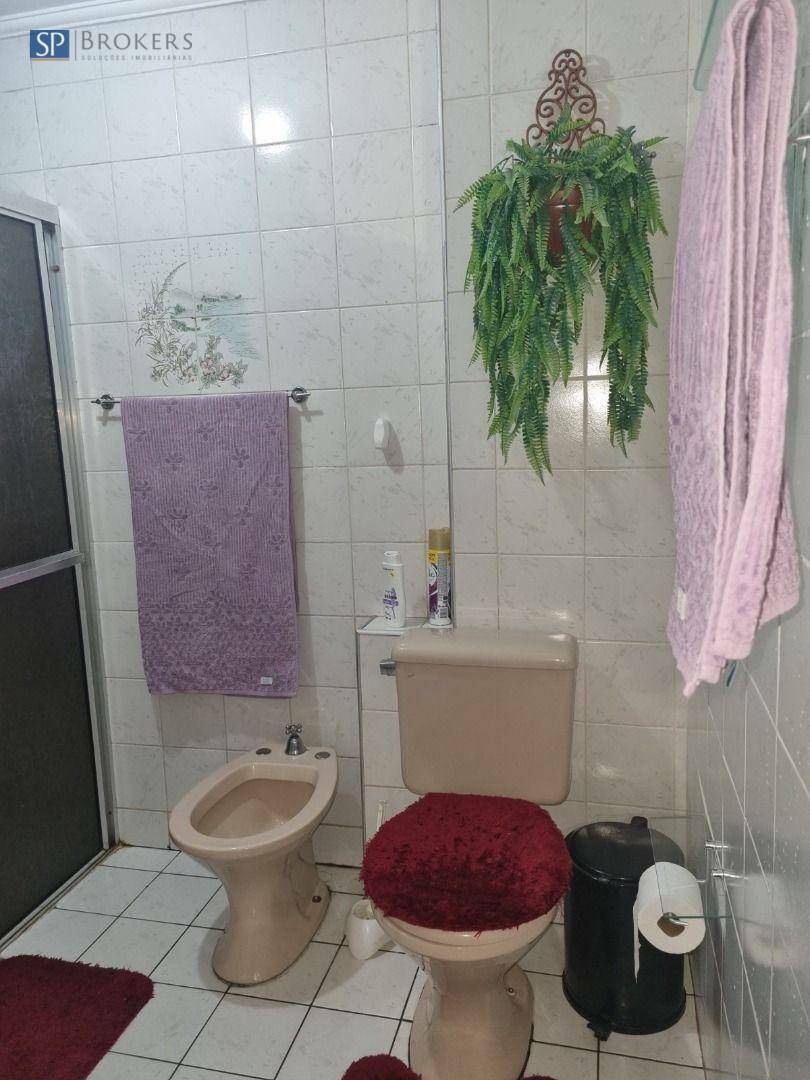 Apartamento à venda com 2 quartos, 70m² - Foto 17