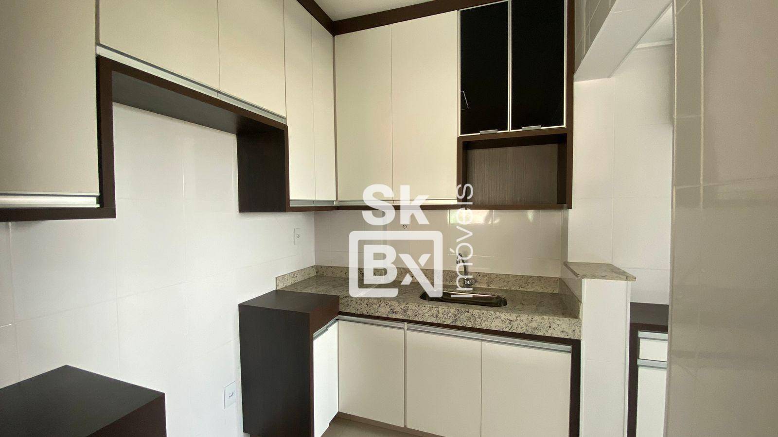 Apartamento à venda com 3 quartos, 94m² - Foto 11