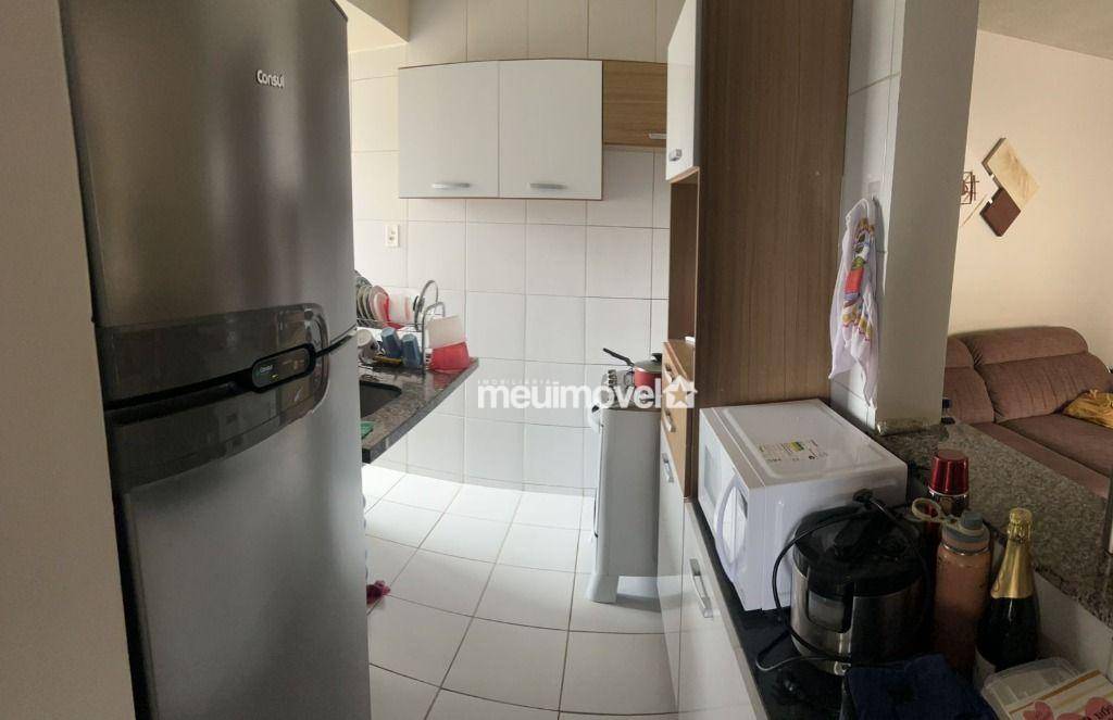 Apartamento à venda com 2 quartos, 56m² - Foto 12