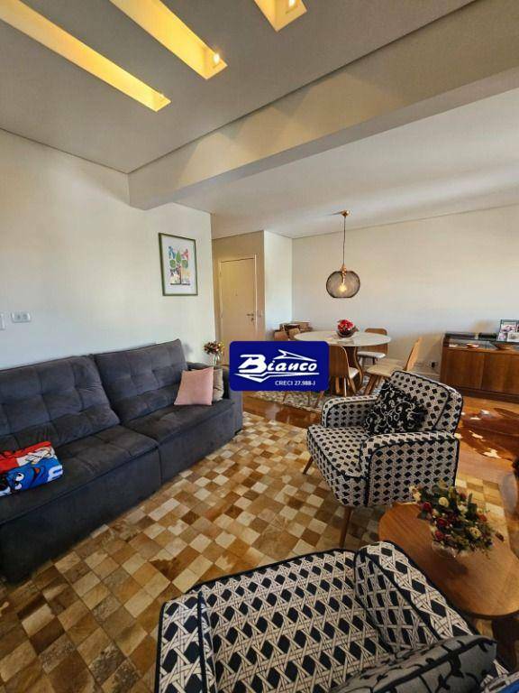 Apartamento à venda com 3 quartos, 130m² - Foto 4