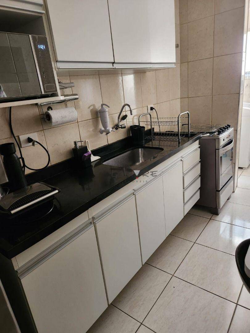 Apartamento à venda com 2 quartos, 55m² - Foto 14