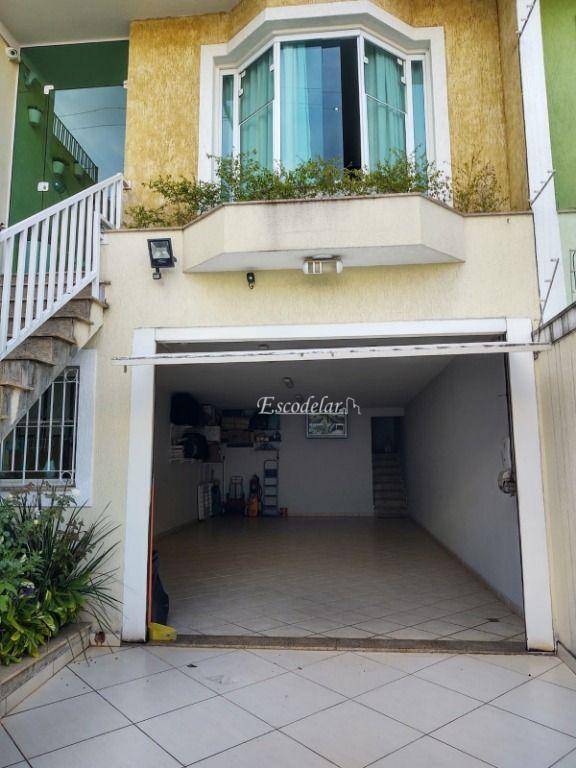 Sobrado à venda com 3 quartos, 200m² - Foto 1