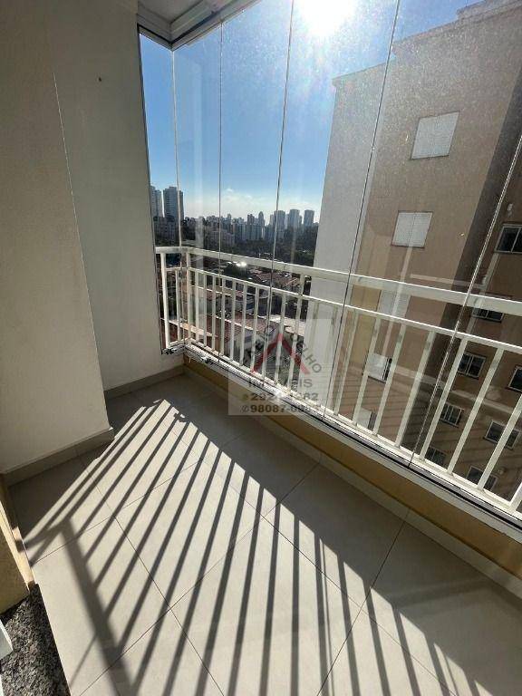 Apartamento à venda com 3 quartos, 75m² - Foto 2