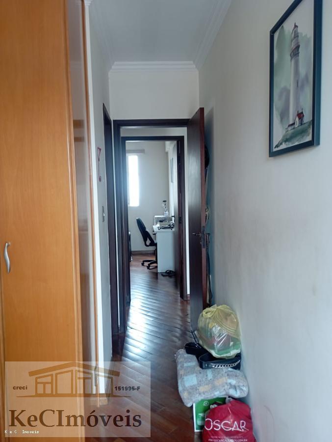 Apartamento à venda com 2 quartos, 72m² - Foto 10