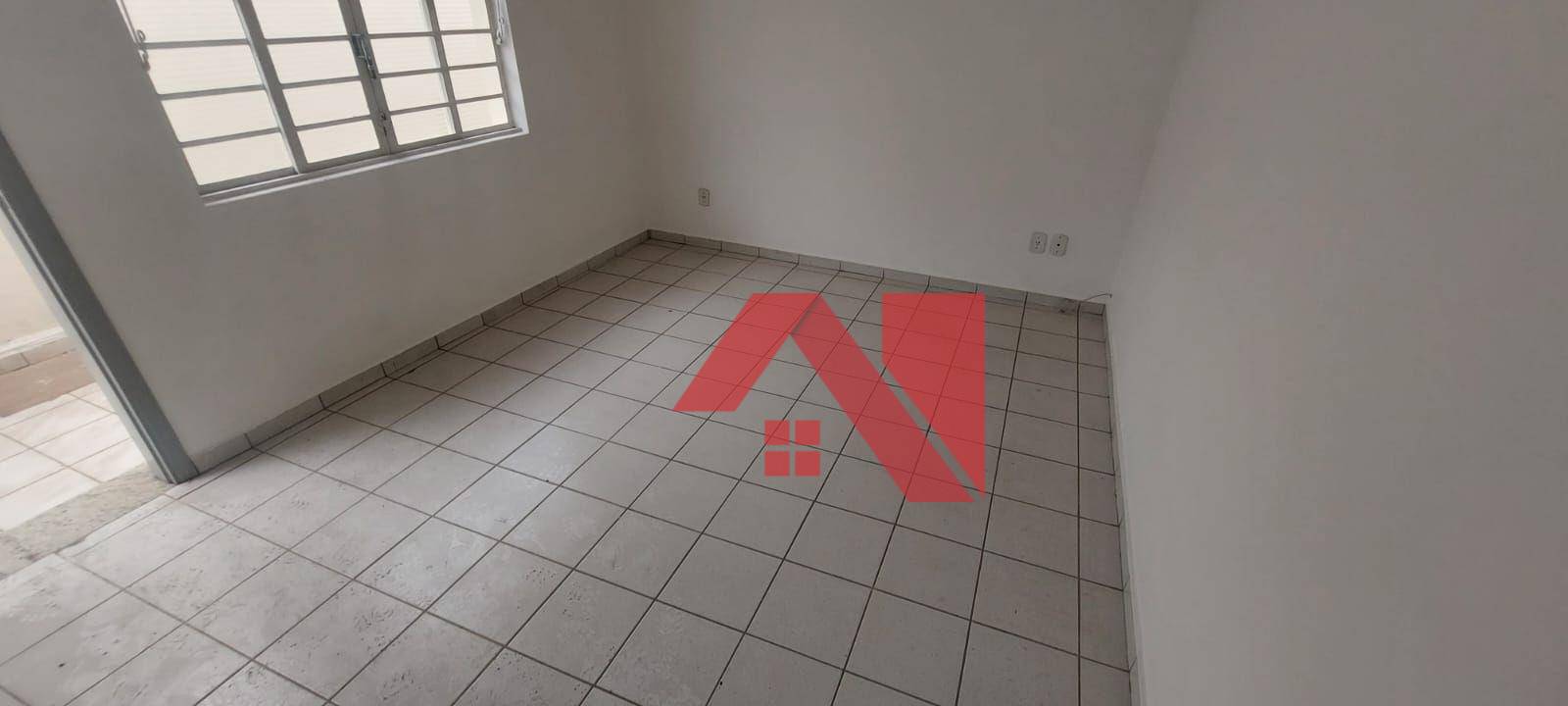 Casa para alugar com 5 quartos, 80m² - Foto 9