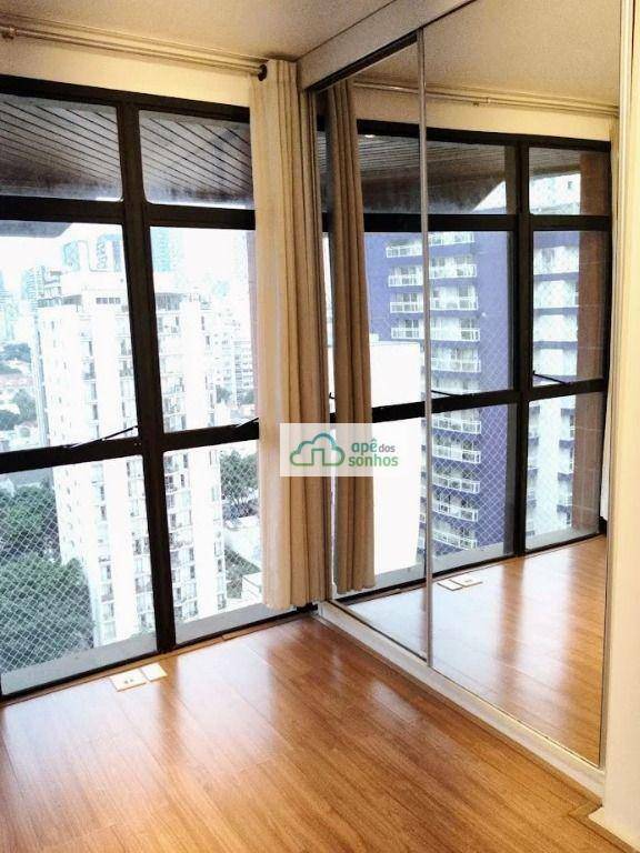 Apartamento para alugar com 3 quartos, 138m² - Foto 24