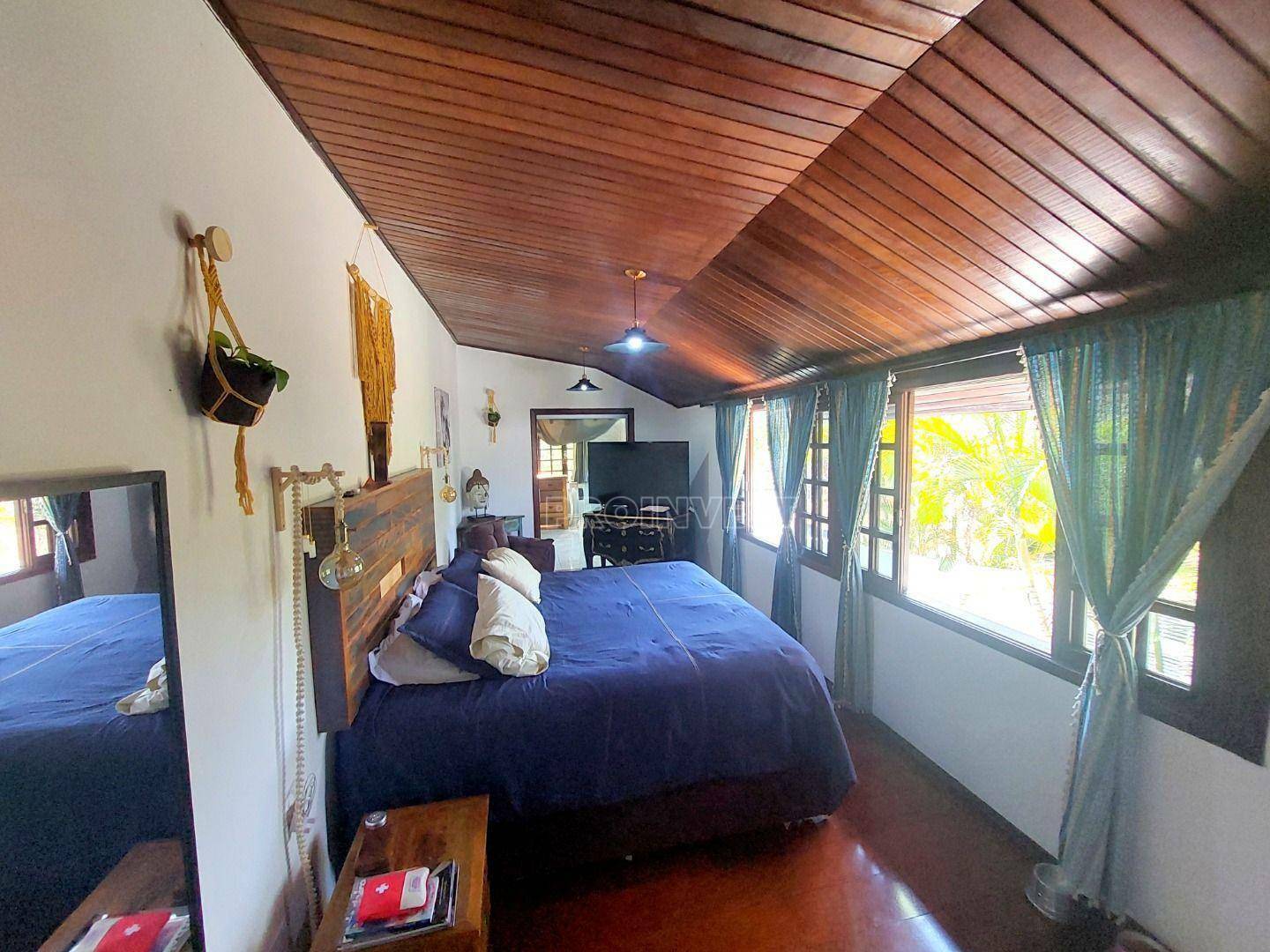 Casa de Condomínio à venda com 3 quartos, 300m² - Foto 42