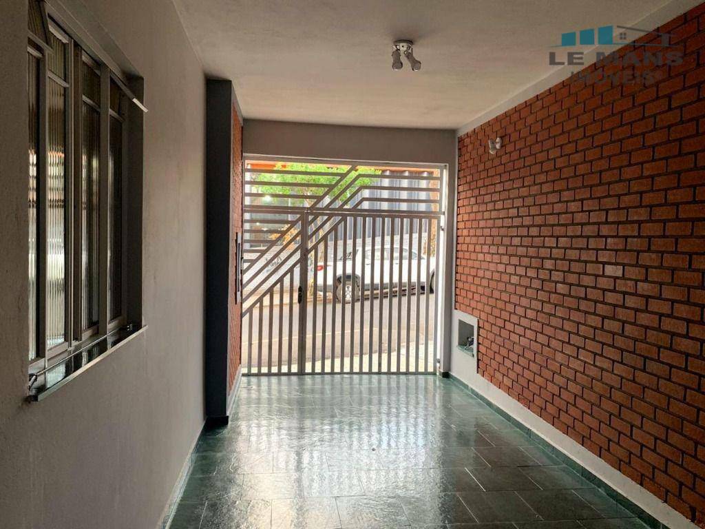 Casa à venda com 4 quartos, 230m² - Foto 9