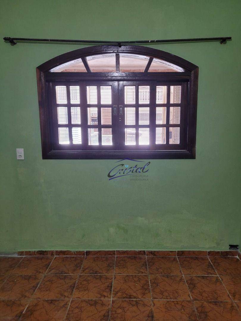 Casa à venda com 3 quartos, 200m² - Foto 8