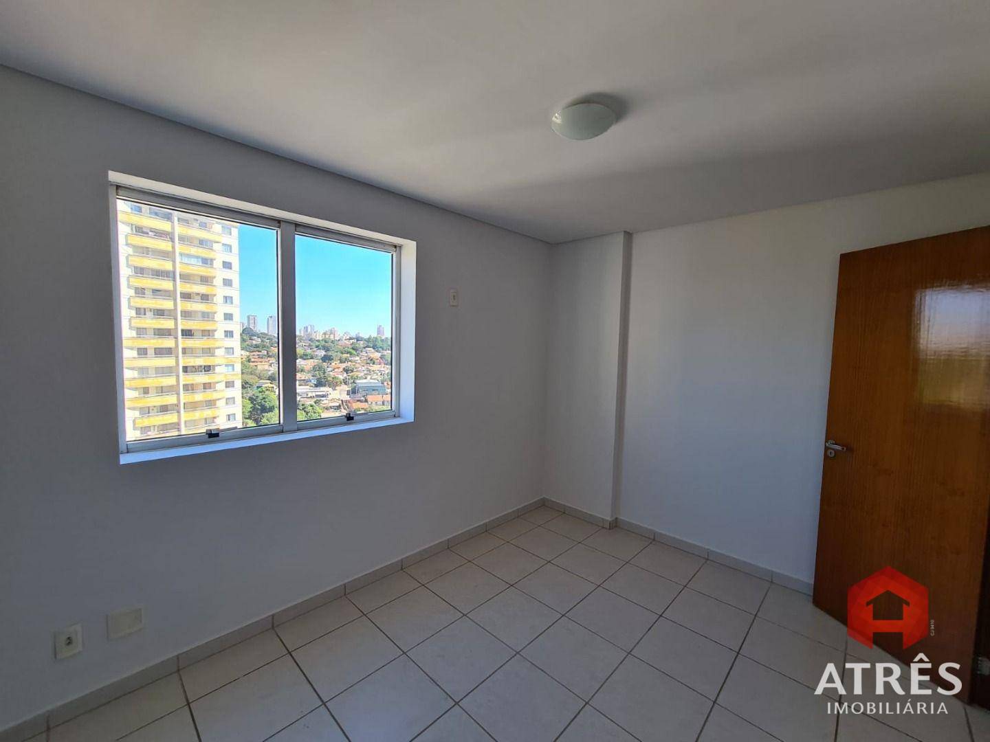 Apartamento para alugar com 2 quartos, 72m² - Foto 2