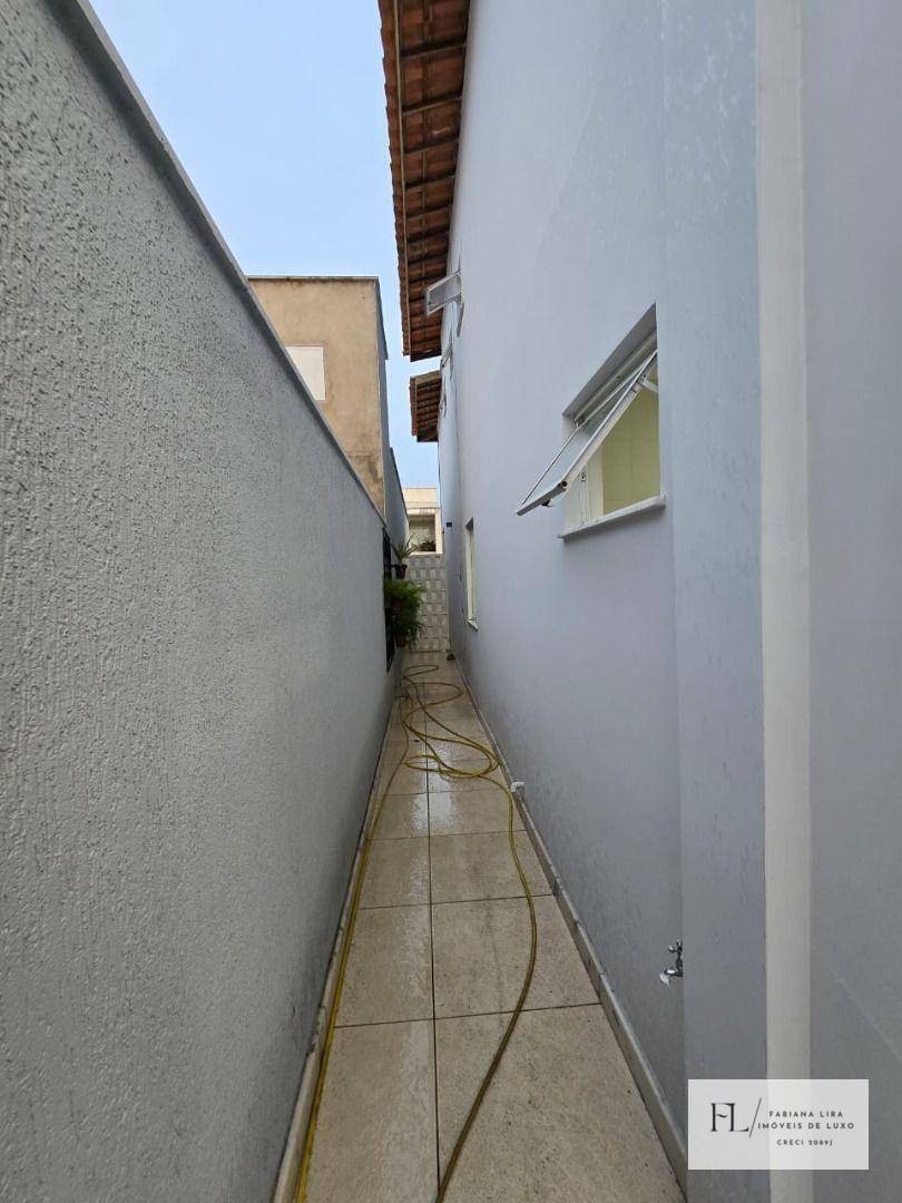 Casa de Condomínio à venda com 4 quartos, 260m² - Foto 22