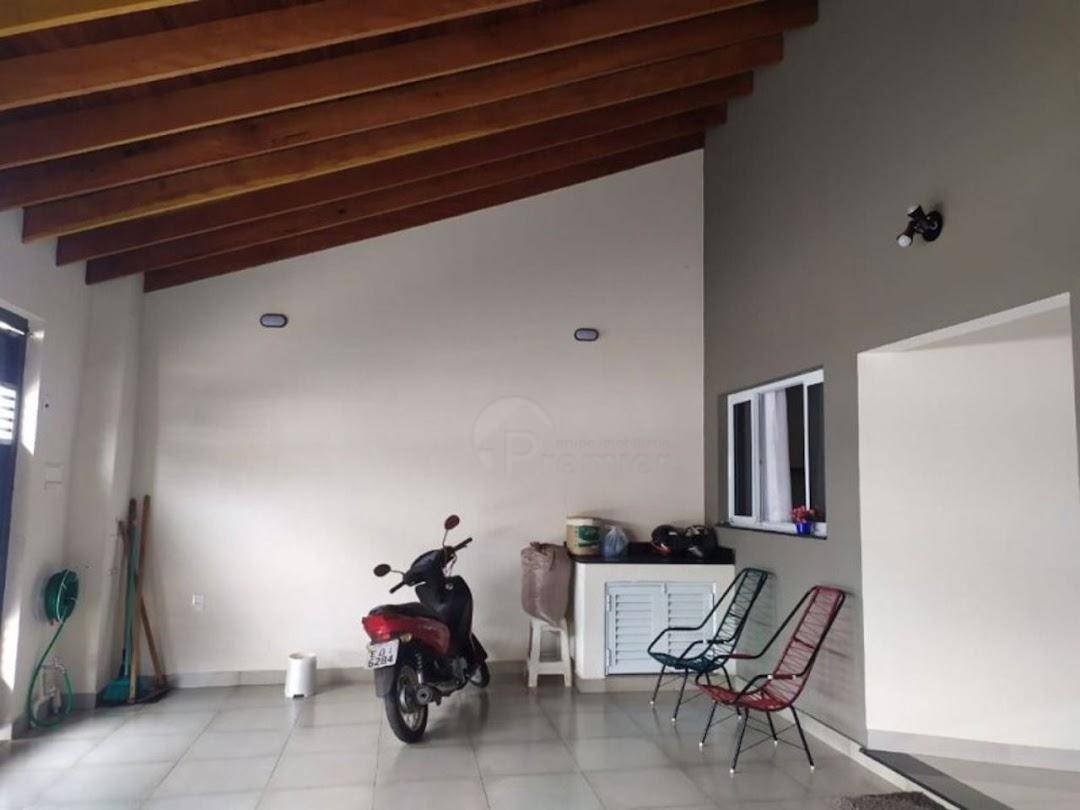 Casa à venda com 3 quartos, 135m² - Foto 4