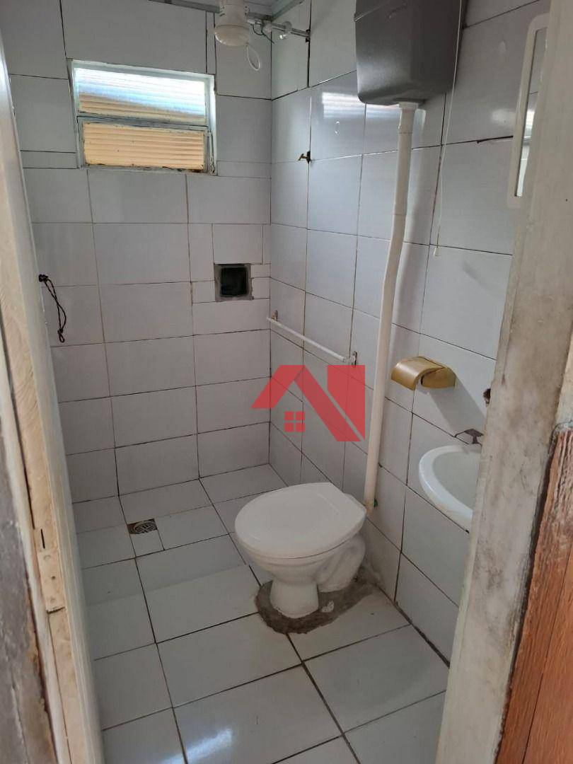 Casa à venda com 2 quartos, 80m² - Foto 24