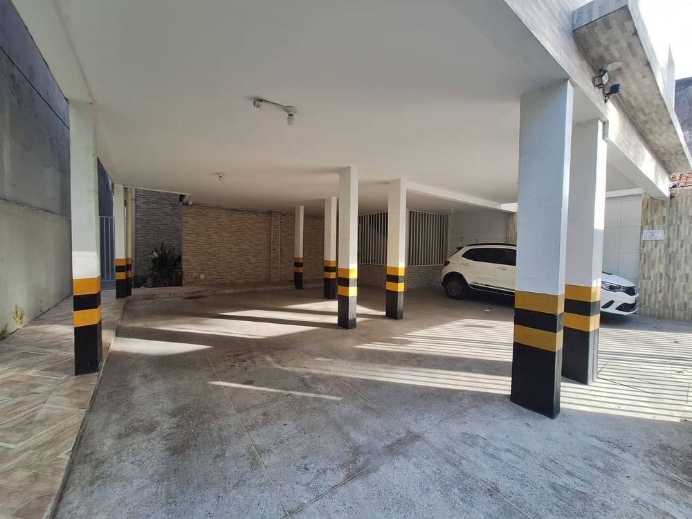 Apartamento para alugar com 3 quartos, 170m² - Foto 2