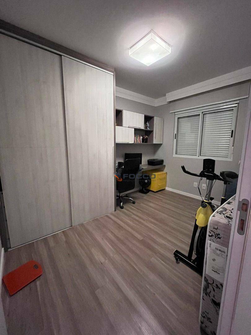 Apartamento à venda com 3 quartos, 135m² - Foto 18